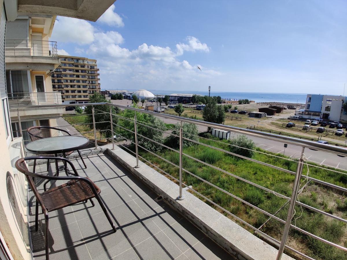 Summerland Beach&Sun Apartments Mamaia Buitenkant foto