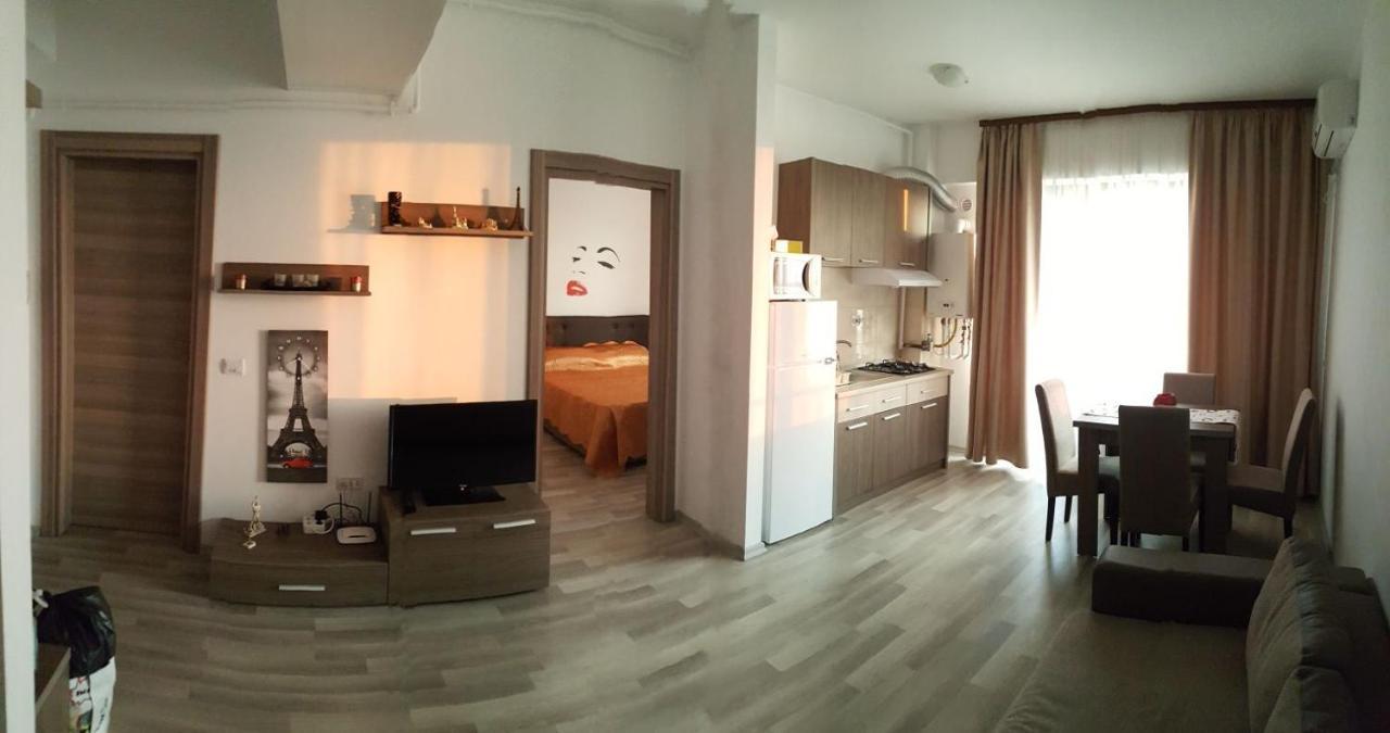 Summerland Beach&Sun Apartments Mamaia Buitenkant foto