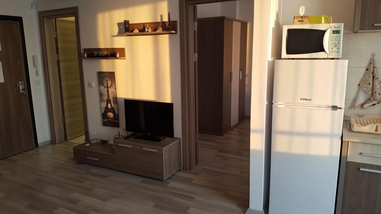 Summerland Beach&Sun Apartments Mamaia Buitenkant foto