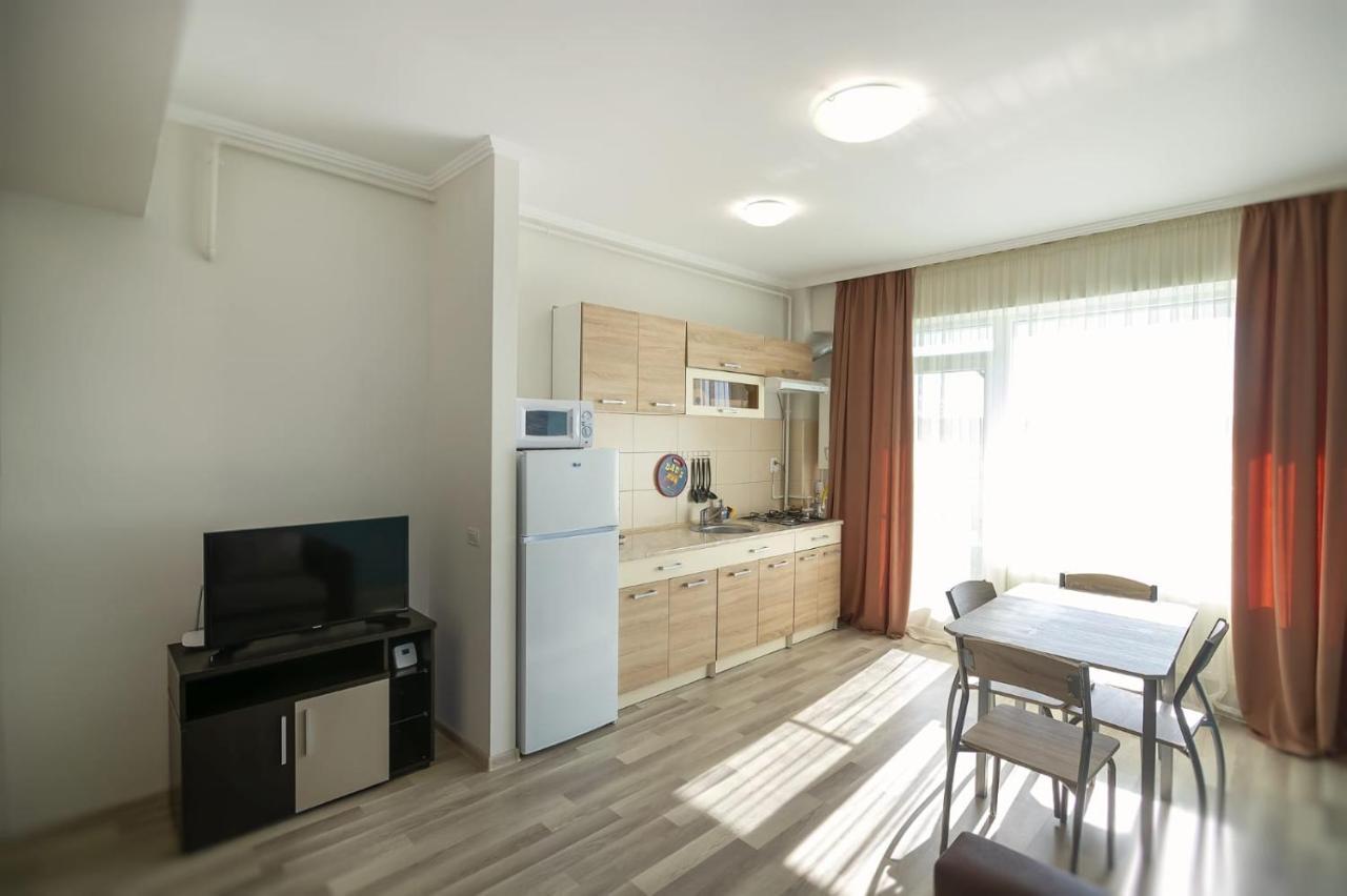 Summerland Beach&Sun Apartments Mamaia Buitenkant foto