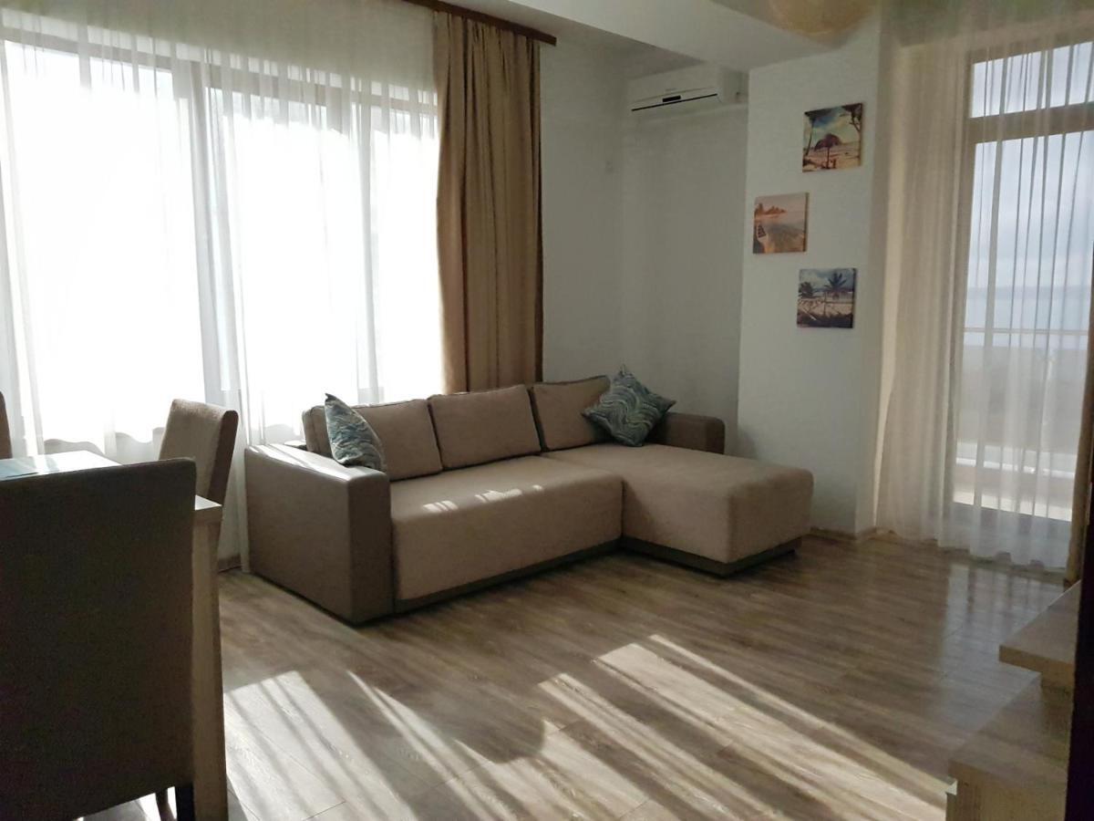 Summerland Beach&Sun Apartments Mamaia Buitenkant foto