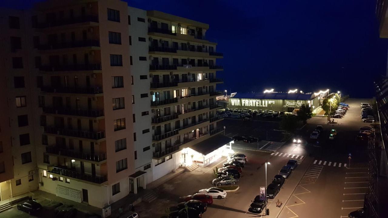 Summerland Beach&Sun Apartments Mamaia Buitenkant foto
